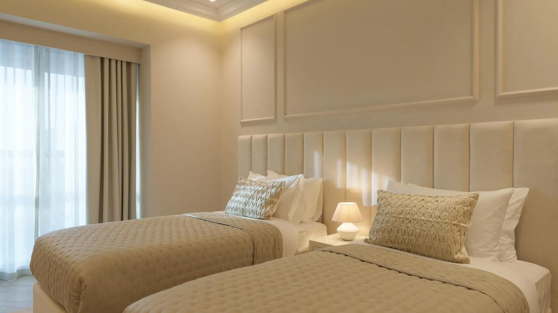 Daniels 2Br At Princess Tower With Sea View Dubai Apartment
