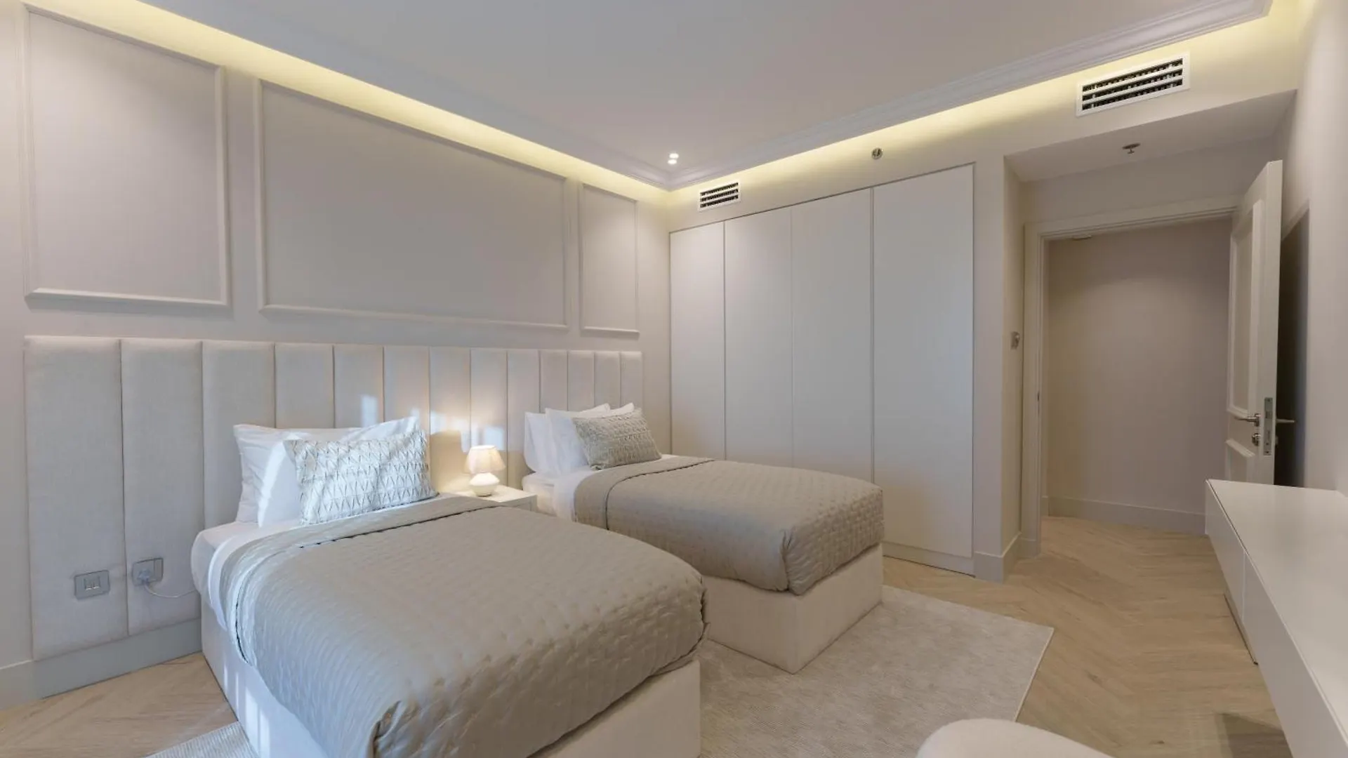 Daniels 2Br At Princess Tower With Sea View Dubaj